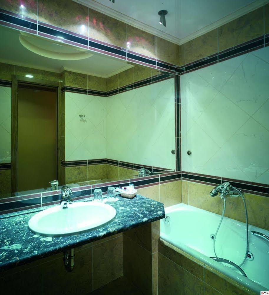 Centrotel 2* Athens
