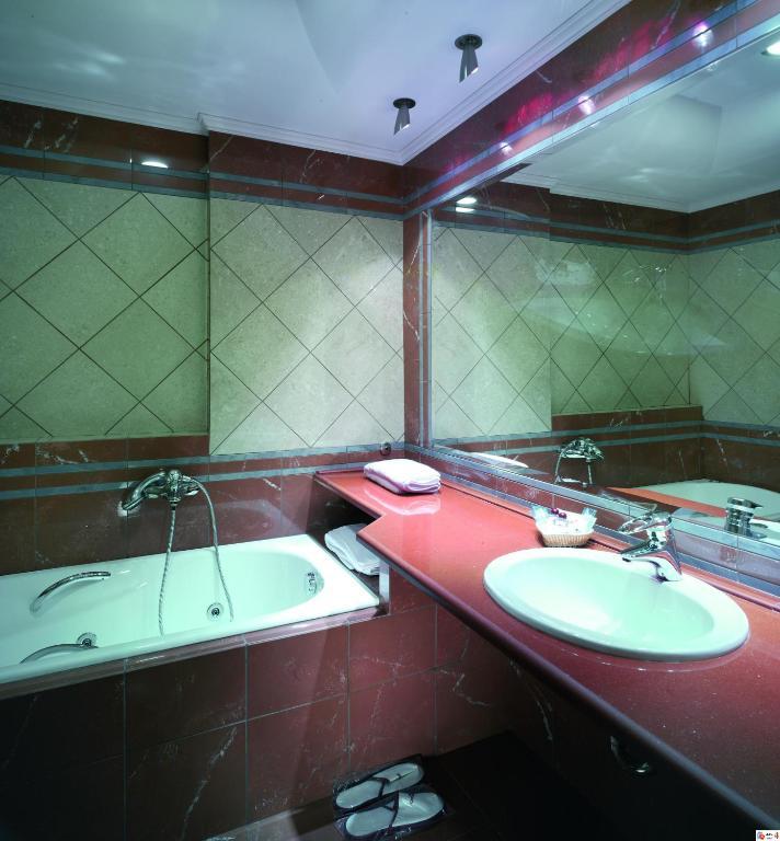 Centrotel 2*